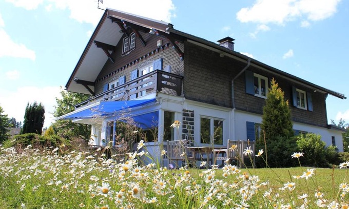 Winterberg House | 210 m² House ∙ 6 bedrooms ∙ 12 guests