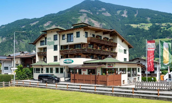 Ried im Zillertal Hotel | 28 m² Hotel ∙ 1 bedroom ∙ 2 guests