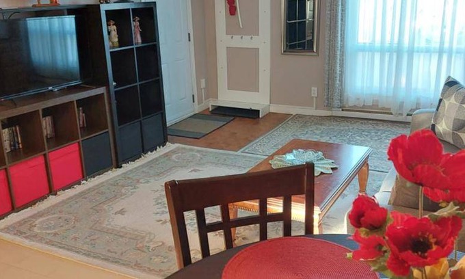 Longueuil Apartment | 50 m² Apartment ∙ 1 bedroom ∙ 4 guests