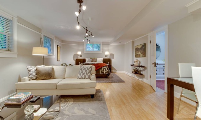 Uptown Apartment | 74 m² Studio flat ∙ 2 guests