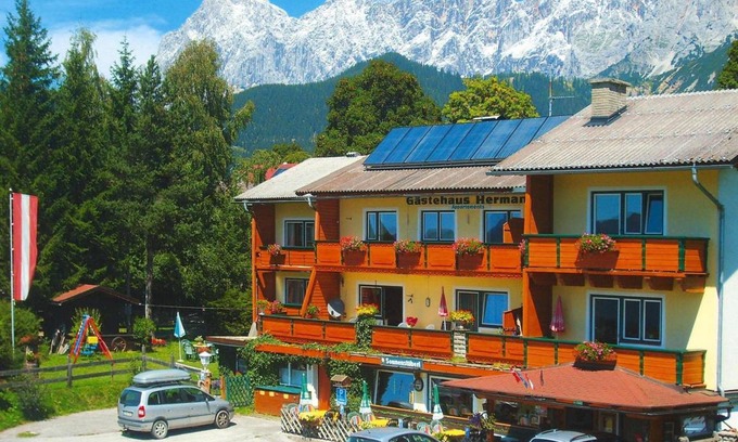 Ramsau am Dachstein Apartment | 80 m² Apartment ∙ 2 bedrooms ∙ 4 guests