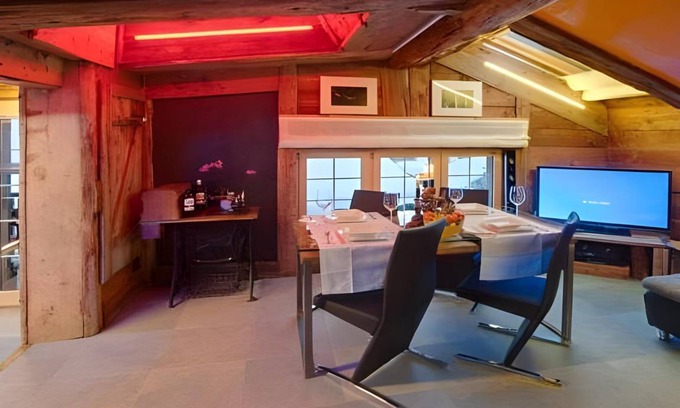Zermatt Ski Chalet | 80 m² Chalet ∙ 2 bedrooms ∙ 4 guests