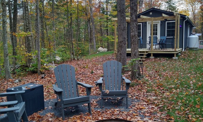 Malone Cottage | ADK Getaway "Pine Tree Retreat"-New 1 bedroom cottage 1 mile from Adirondacks