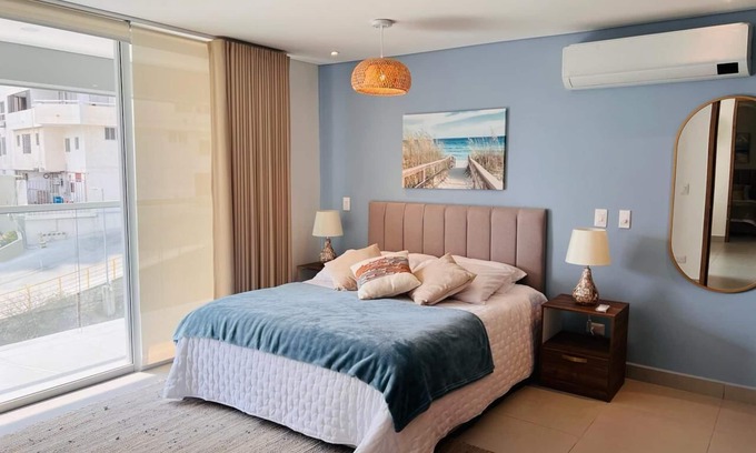 El Rodadero Apartment | Apartment with sea views