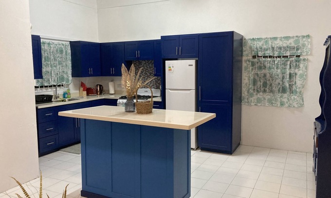 Morne Rouge House | Beautiful private modernised gated Bungalow 15 minute walk to Gran Anse Beach š