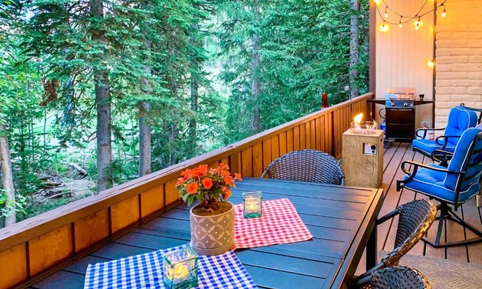Brian Head Apartment | Brian Head Retreat, Steps to Chairlift 1 and 8!