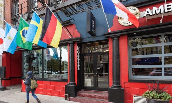 West Loop Hostel | Chicago Parthenon Hostel