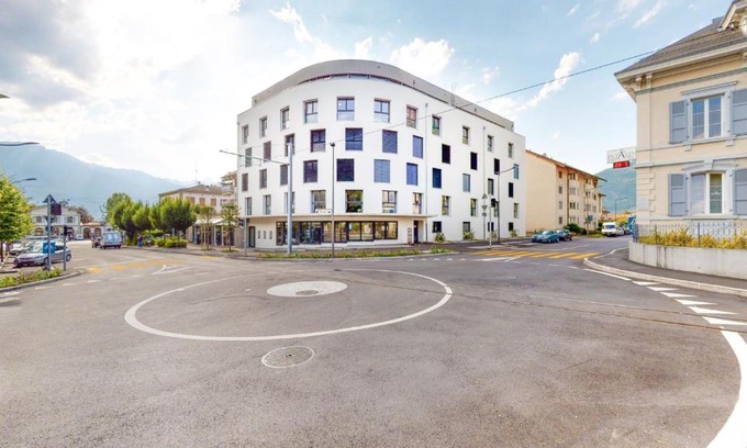Aigle Apartment | Furnished Studio #201 - Swiss Resort Aigle