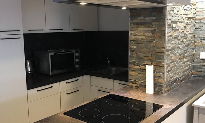 Waggershausen Apartment | Granny flat with terrace
