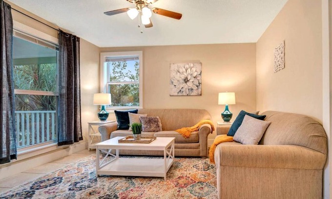 Downtown Historic District House | Heart of Downtown St. Aug, Walk Everywhere!