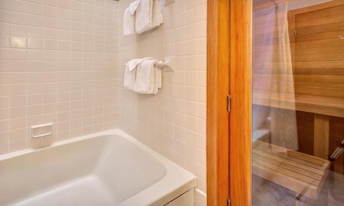 Central Vermont- Killington House | Highridge Condominium Unit B14