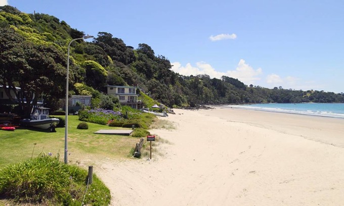 Onetangi Hostel | Hostel ∙ 8 guests