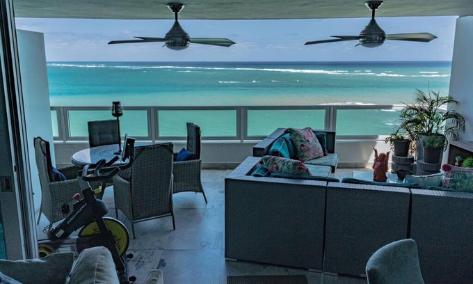 Isla Verde House | Luxury Ocean Front Penthouse