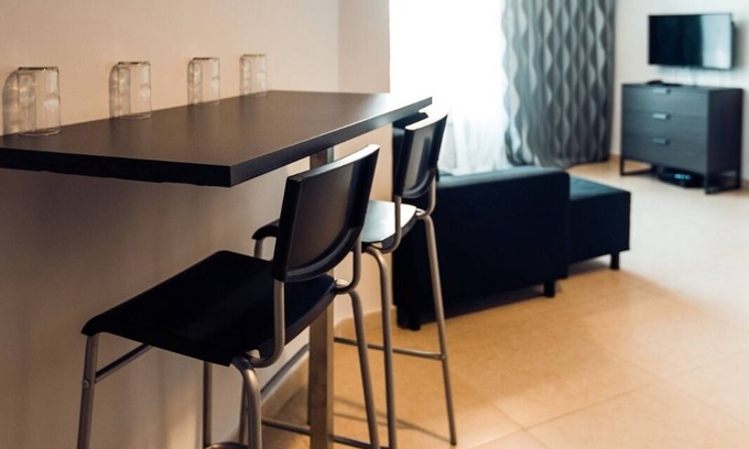 Netanya Apartment | Masterful Kikar Netanya Apartment