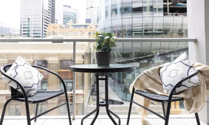 Sydney Central Business District Apartment | NEW! Cozy & Stunning Studio Next to Darling Harbour