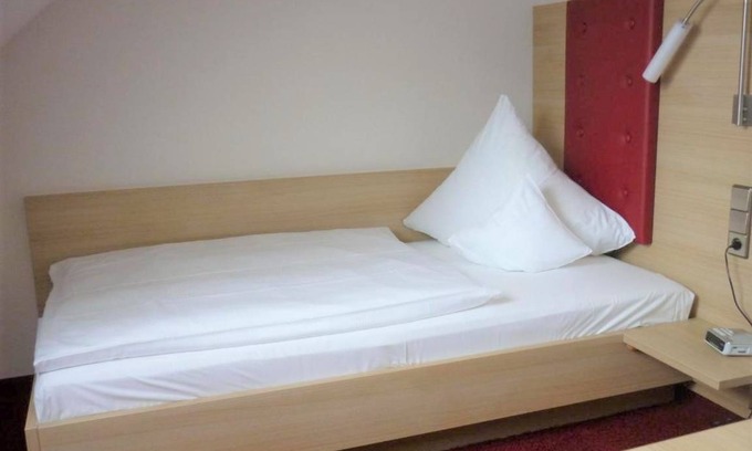 Kork Resort | Private room ∙ 1 guest