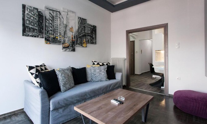 Athens City Centre Apartment | Renovated 2 bedroom apt in Larissis Railway Station and Metro