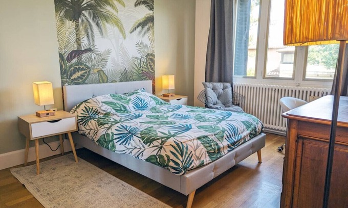 Brignais House | Renovated French House - 2 bedroom with A/C