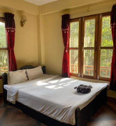 Sauraha House | Tara guesthouse - Sauraha,Chitwan