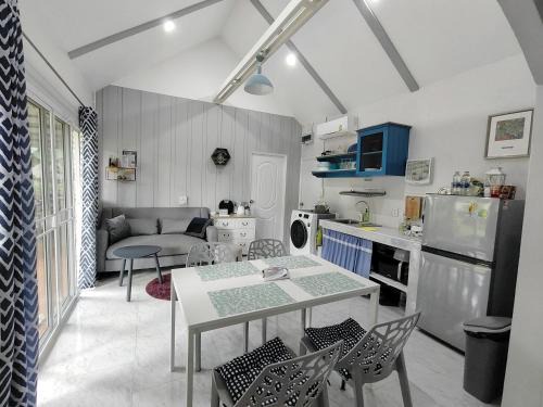 Phaya Yen House | The Blue Rim Vacation Cottage Khao Yai