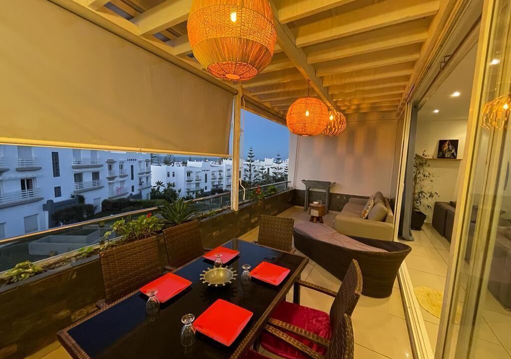 Tamariss Apartment | Lovely apartment with sea view, pool and garden