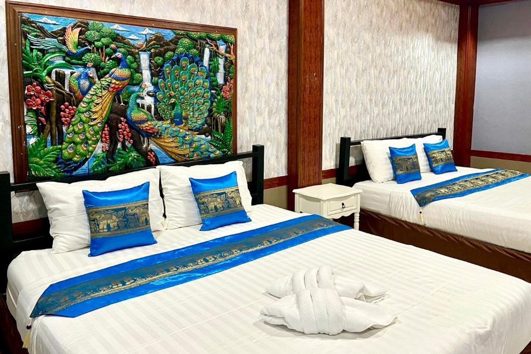 Chok Chai Hotel | Kruachokhai Hotel & Resort