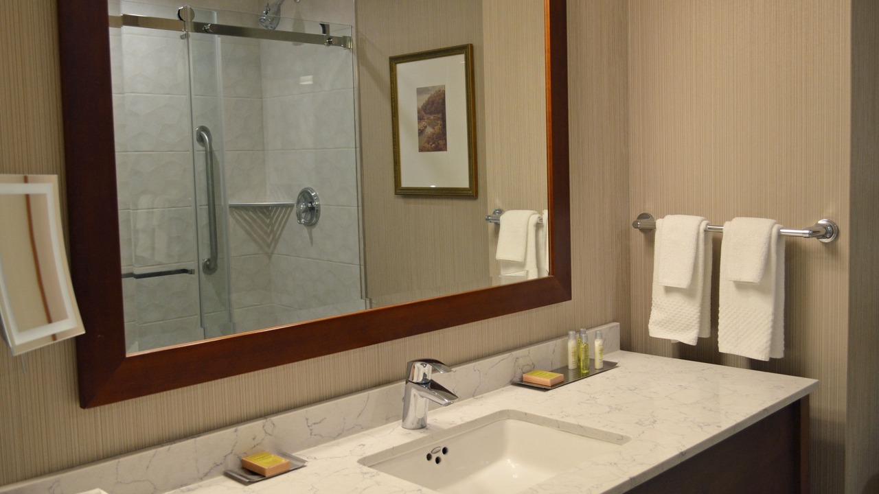 Photo of Bathroom in Fallsview