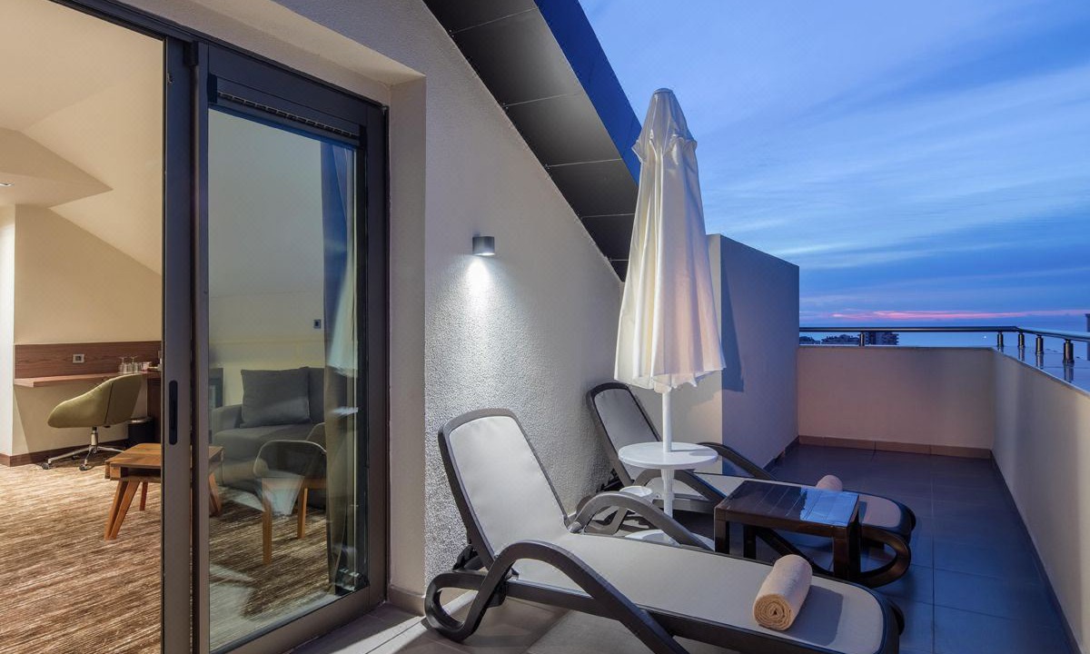 Photo of Patio Balcony in Lara