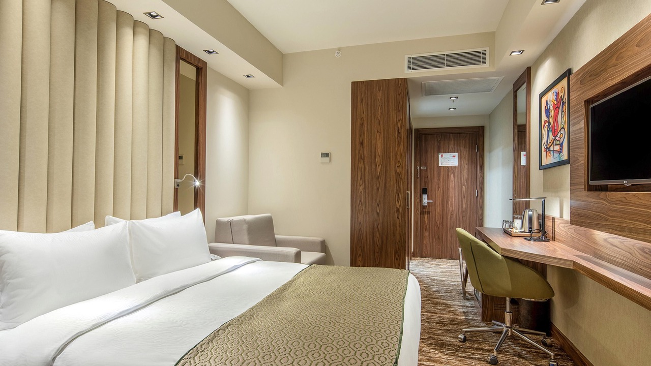 Photo of Bedroom in Lara