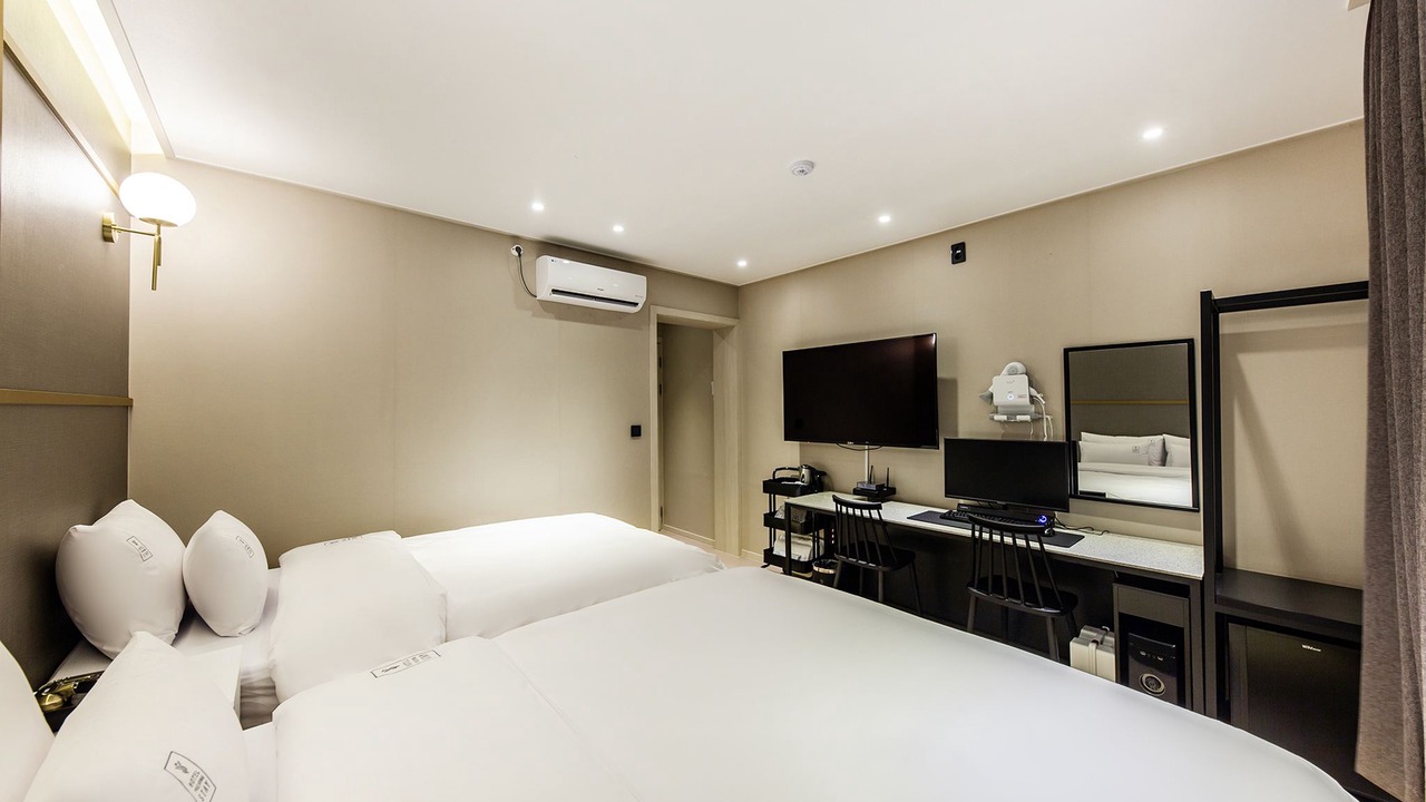 Photo of Bedroom in Bongmyeong-dong