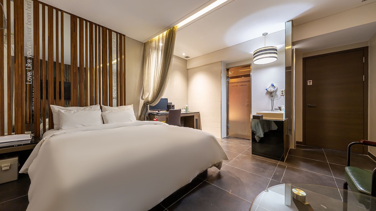 Photo of Bedroom in Bongmyeong-dong