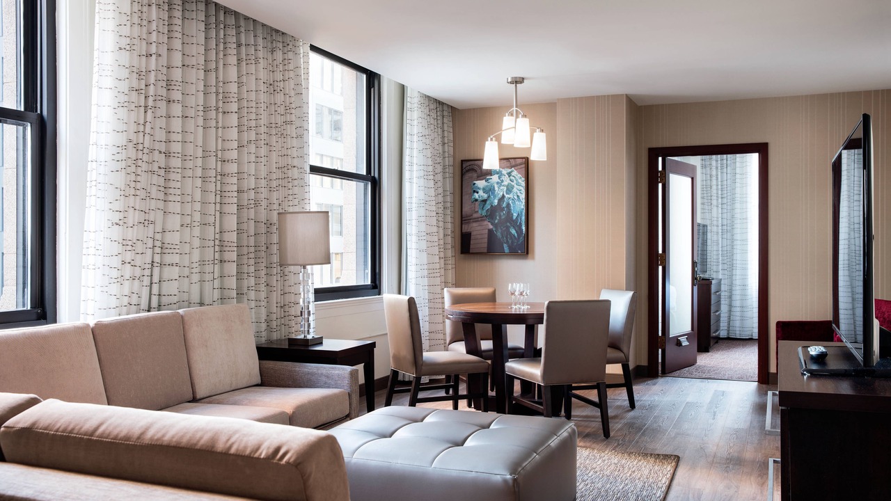 Photo of Livingroom in Downtown Chicago