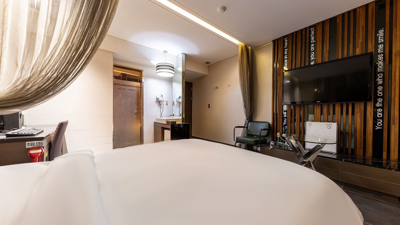 Photo of Bedroom in Bongmyeong-dong