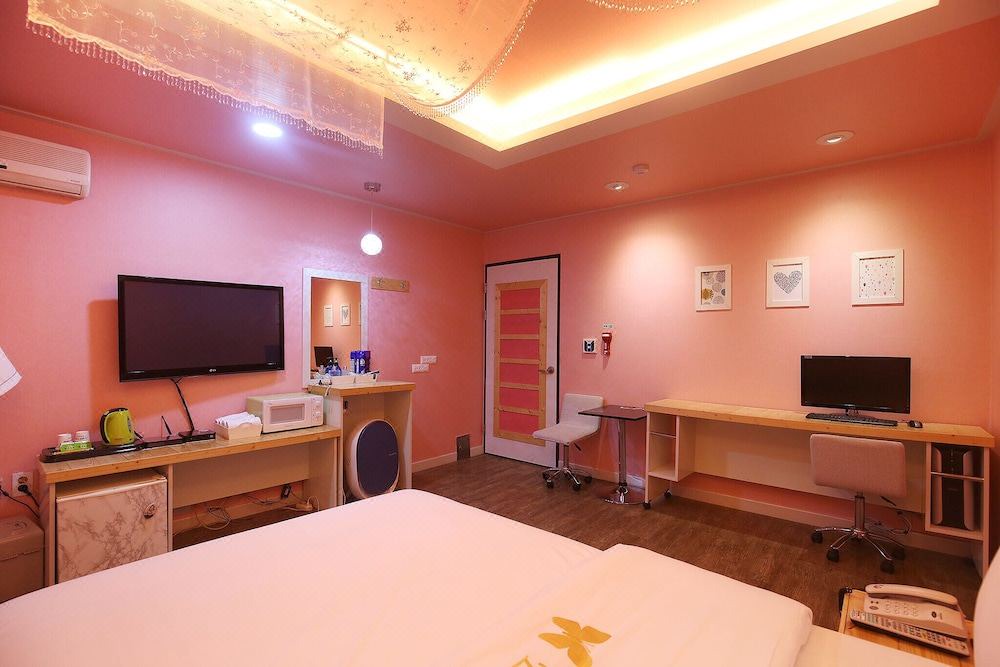 Photo of Livingroom in Jung-gu