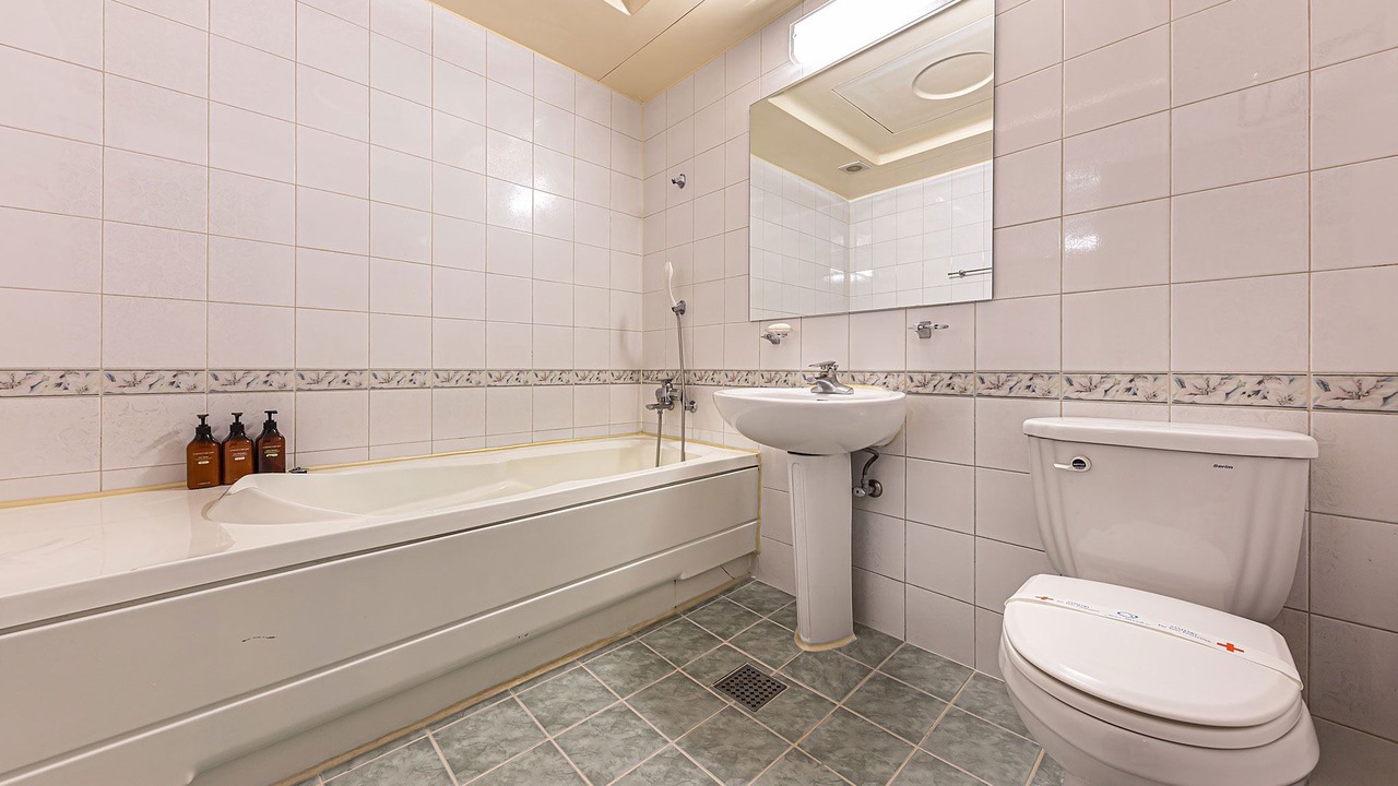 Photo of Bathroom in Dunsan-dong