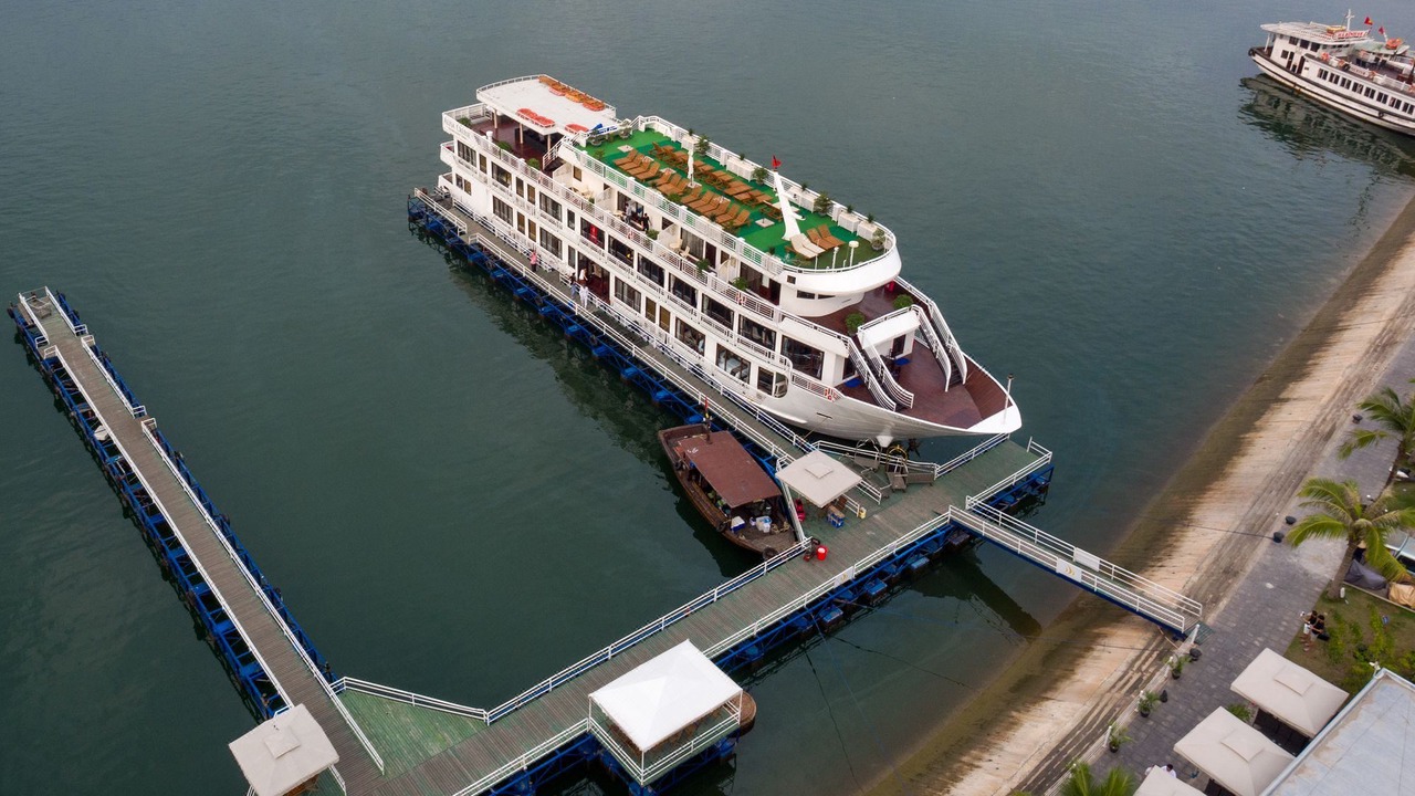 Photo of Others in Ha Long