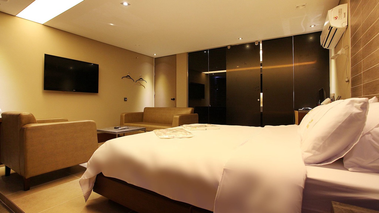 Photo of Bedroom in Bongmyeong-dong