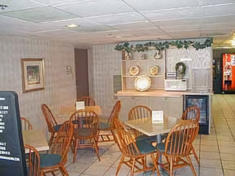 Photo of Livingroom in Fox Valley