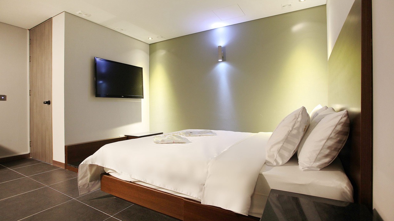 Photo of Bedroom in Bongmyeong-dong