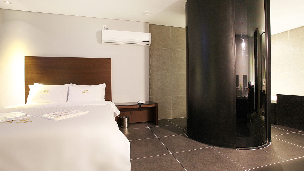 Photo of Bedroom in Bongmyeong-dong