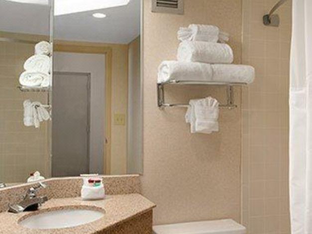 Photo of Bathroom in East Paris