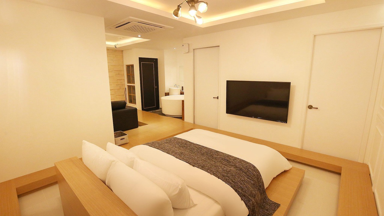 Photo of Bedroom in Bongmyeong-dong