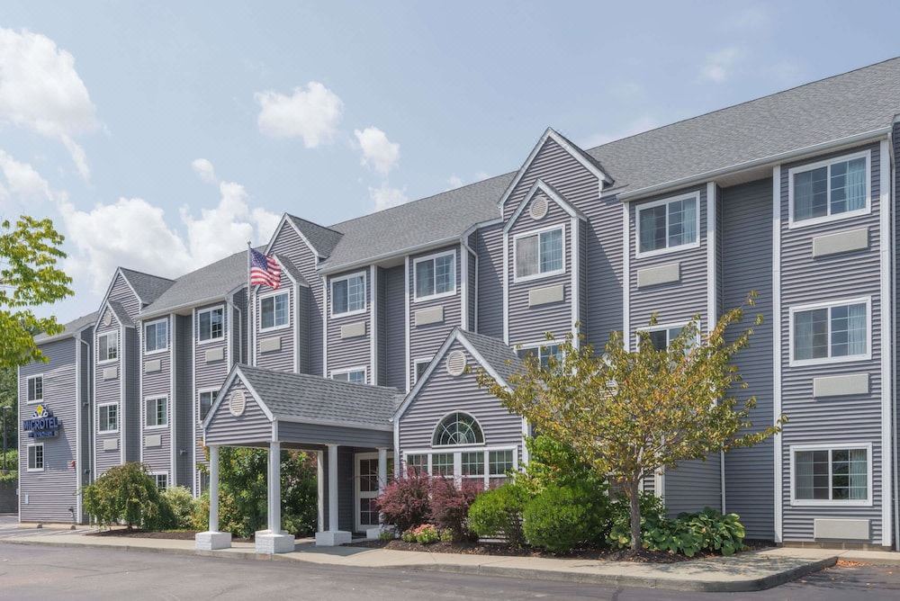 Photo of Buildings in Montville