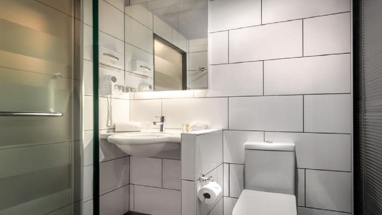 Photo of Bathroom in Carlton South