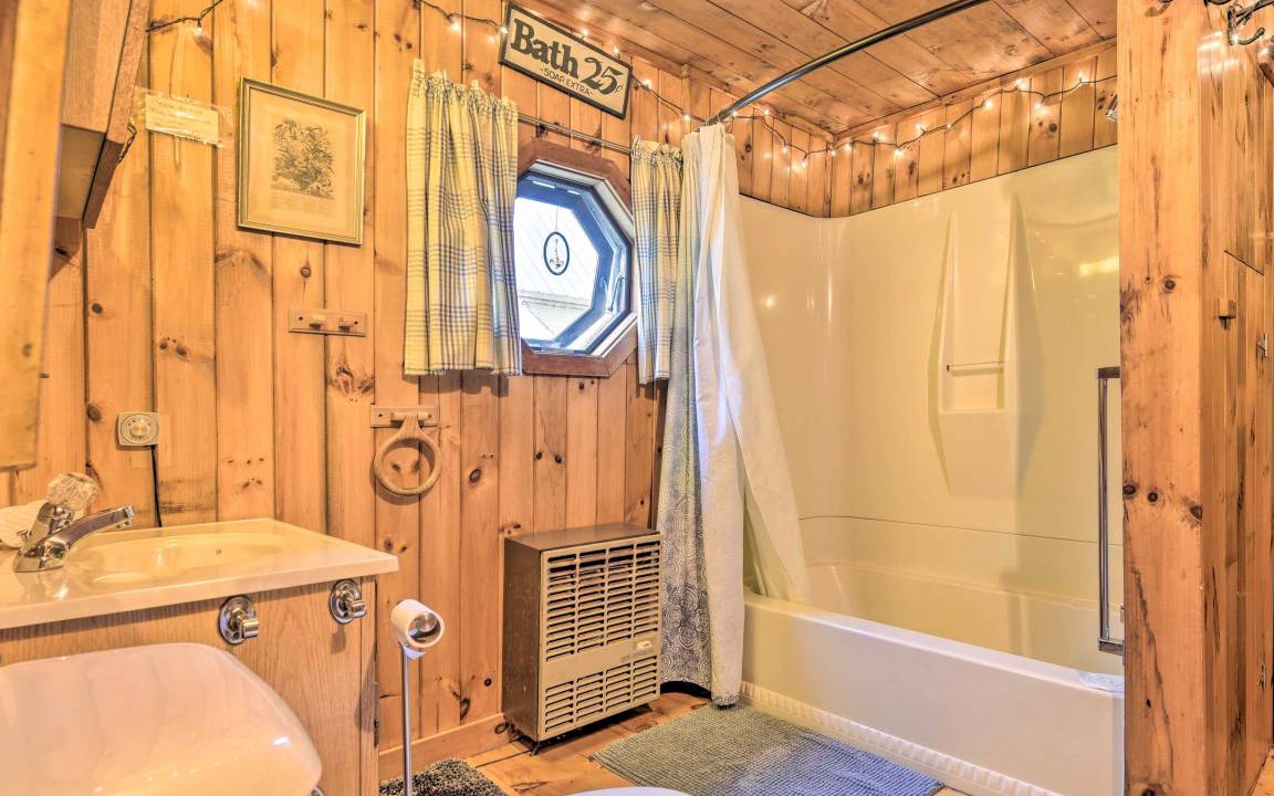 Photo of Bathroom in Granville