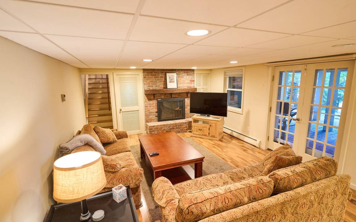 Photo of Livingroom in Lake Pocotopaug