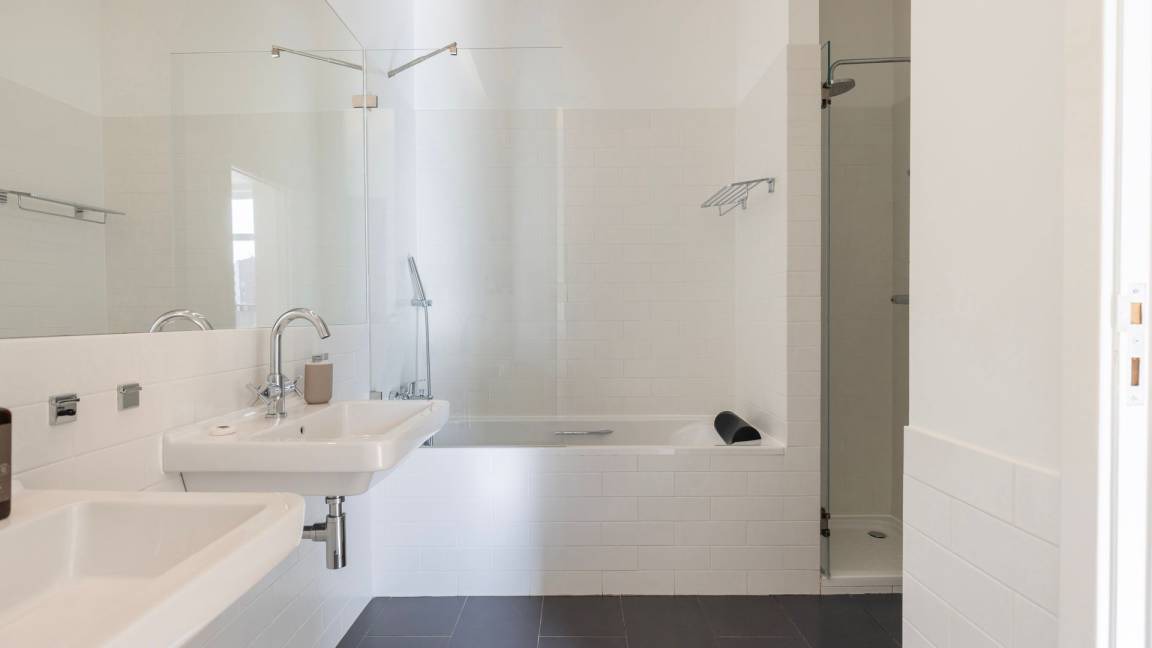Photo of Bathroom in Alfama