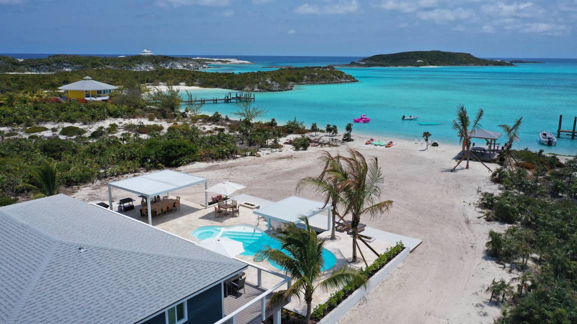 Photo of Others in Staniel Cay