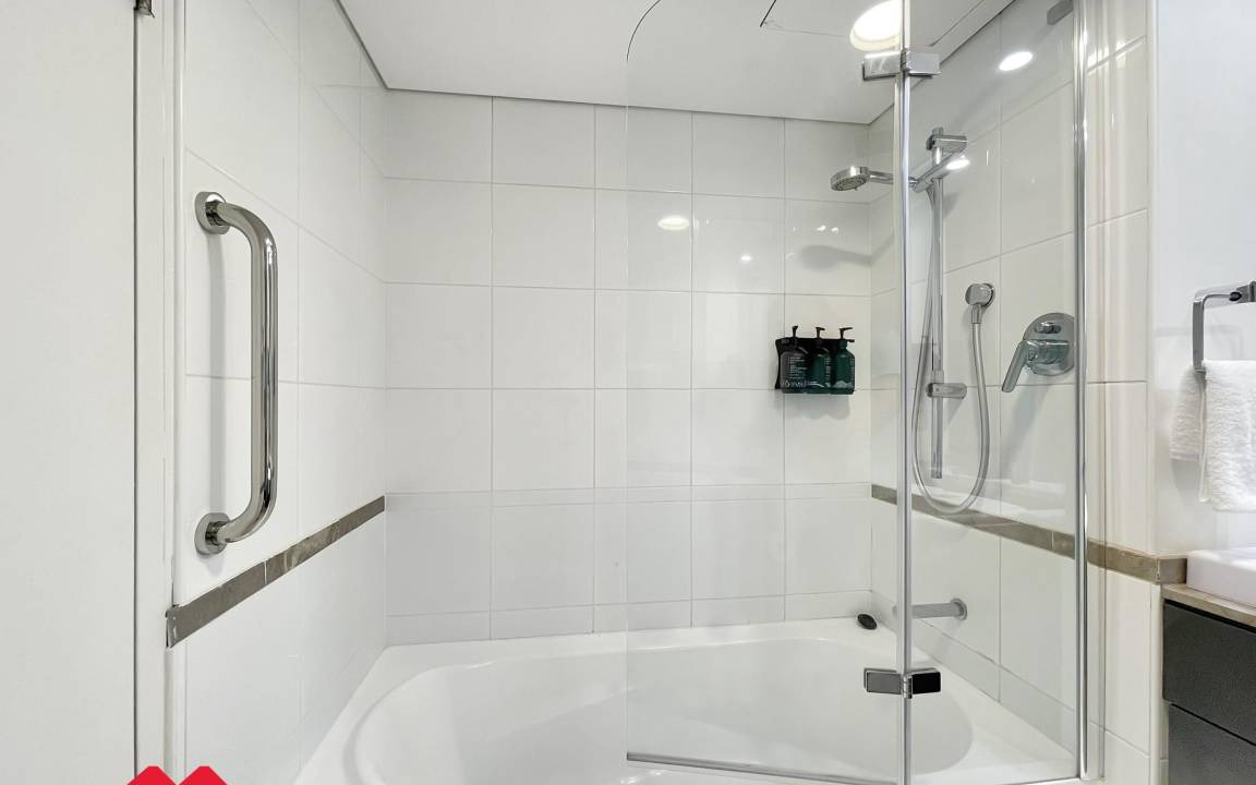 Photo of Bathroom in Haymarket