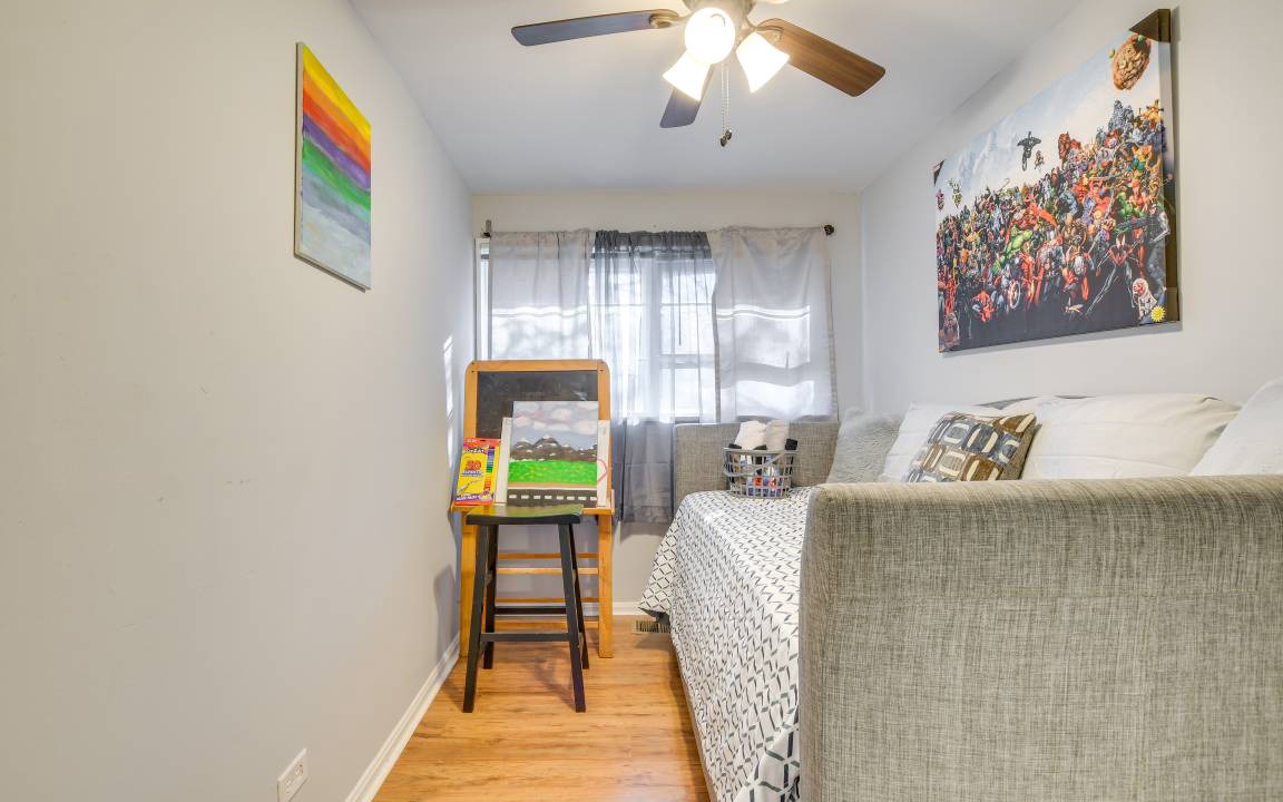 Photo of Livingroom in Country Club Hills